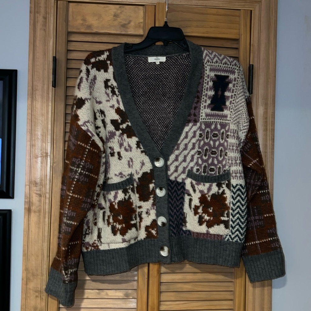 Entro Cardigan Sweater